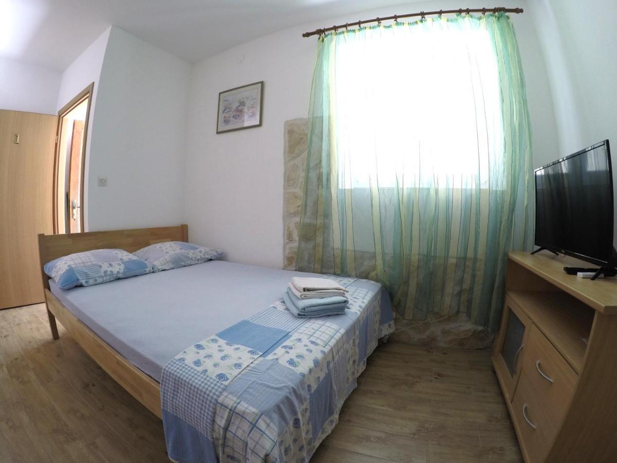 Peach Apartment'S Repic Bibinje Zewnętrze zdjęcie