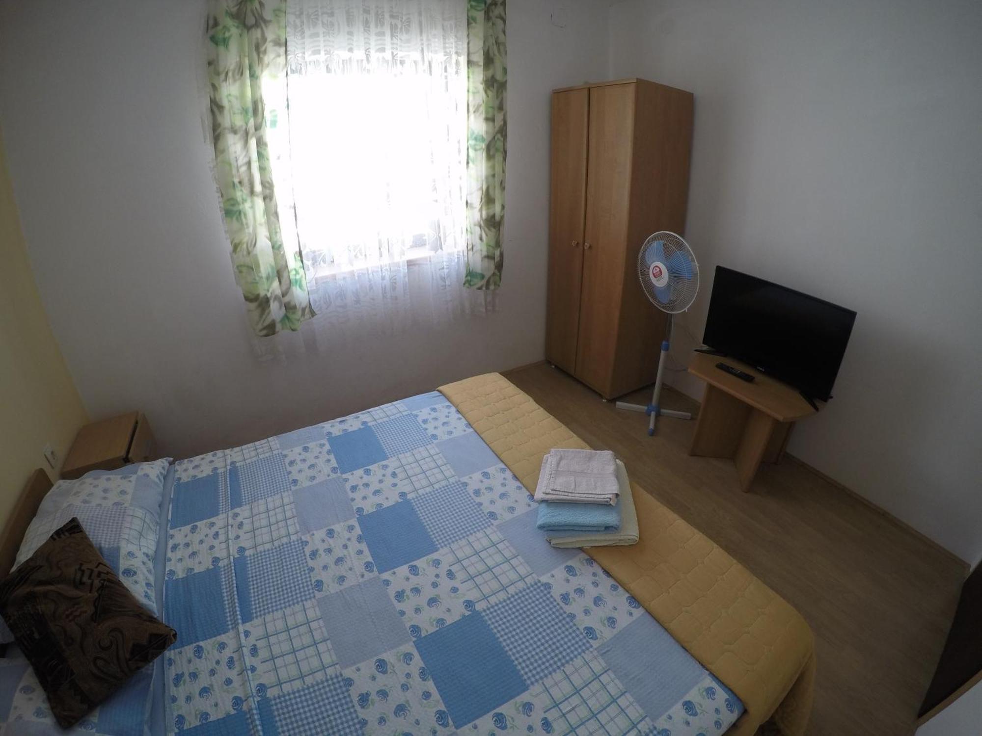 Peach Apartment'S Repic Bibinje Zewnętrze zdjęcie