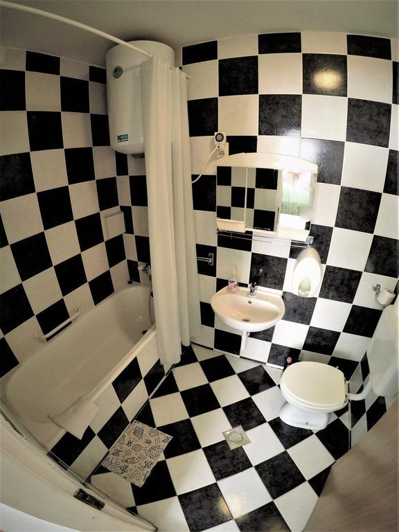 Peach Apartment'S Repic Bibinje Zewnętrze zdjęcie